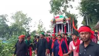 ১০ই মহরম, মানিকগঞ্জের গড়পাড়া ইমাম বাড়ির মিছিলের লাইন সাজানো হচ্ছে।