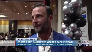 Wes Welker speaks at Boys & Girls Club charity dinner