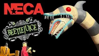 Beetlejuice - Neca Ultimate Bob Shrinker / Matador Beetlejuice & Sandworm 2 pack