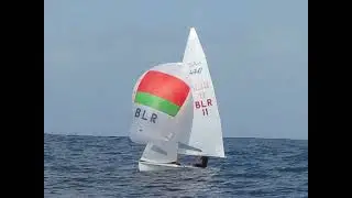 Постановка спинакера класс 470 BLR