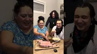 Мукбанг инуитской семьи ❤️ наше третье видео, ставшее вирусным #youtube #inuit #food #funny #yout...