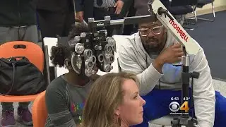Von Miller Opens First-Ever Von's Vision Center