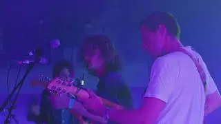 King Gizzard & the Lizard Wizard - Static Electricity (live in Melbourne '21)[CC: lyrics/subt&iacute;tulos]