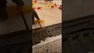 How to determine the right direction to insert your wedges into clips using a tile leveling system