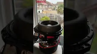 Этот сабвуфер просто сумасшедший 😮