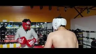 WK7 Powerhouse Boxing club Eric sparring at 501 BC