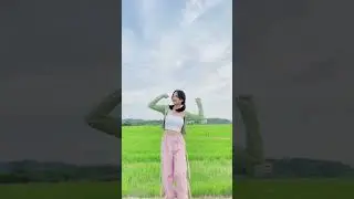 肩膀舞😂#蓝天白云绿草地 #治愈系风景 | Dance Video | Girl Dance
