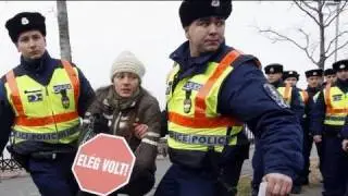 Hungarian MPs detained during protest over new laws