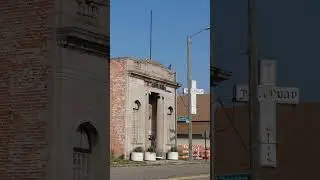 Why Detroit Had So Many Small Banks #history #detroit