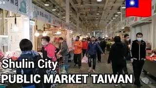 PUBLIC MARKET IN TAIWAN DURING RUSH HOUR BEFORE CHINESE NEW YEAR 2023