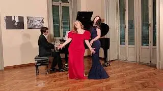 Dori & Dori singing  Rossini & Mozart