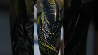 ALIEN VS PREDATOR #tattoo #inked #alienvspredator #alien #tatuaggio