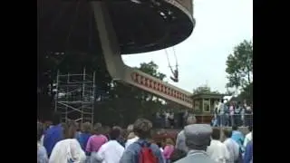 Clip - Trapeze act on Pagode Summer 1987