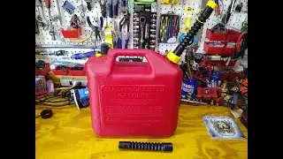 EZ-POUR Spout Installation On A Briggs & Stratton 5-gallon Gas Can