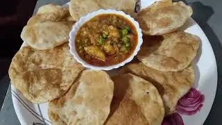 Simple & Easy aalo matar ki sabzi aur puri