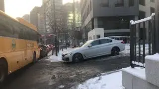 Walking tour in Seoul after snowfall 