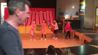 Cassidy, Yske, Ella en Stientje - Fitlala