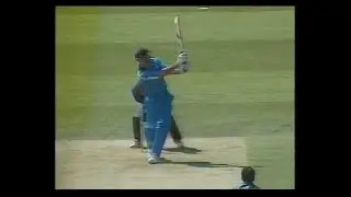 ENGLAND v SRI LANKA EMIRATES TRIANGULAR TOURNAMENT ODI 2 LORD'S AUGUST 16 1998 GRAEME HICK GOUGH