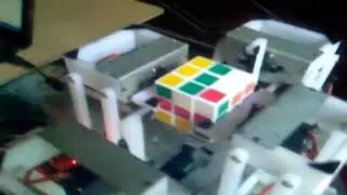 Rubik&rsquo;s Cube Solving Machine in Action! | Smart Robotics by ICUI4CU.in