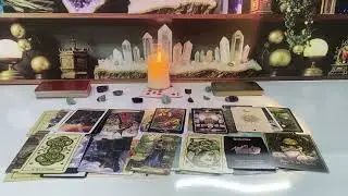 LIBRA DON'T GIVE UP ON LOVE. DIVINELY GUIDED TOWARDS THE RIGHT PATH LIBRA LOVE TAROT READING