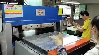 Single side auto feeding Honggang Embossing machine 700X650mm