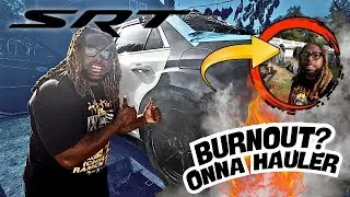 DID MY FIRST BURNOUT IN MY SCAT PACK SWAPPED CHRYSLER 300‼️😱 **ONNA CAR HAULER‼️**
