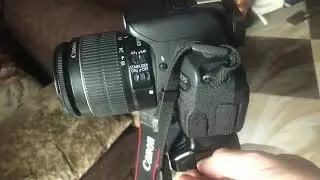 How to install canon 700d camera battery?