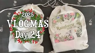 Day 24 - Unboxing only, last day of 111 Windmills advent calendars - Bobbie Olan's Vlogmas 2025