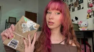 ASMR ♡ Триггеры, связанные с книгами (постукивание, сжимание, обведение контуров, детективные кни...