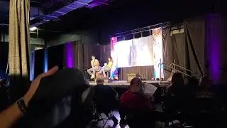 Maria asks Tom Cavanagh & Danielle Nicolet a question about stunts @ Flash panel, Sci-Fi Summit, NJ