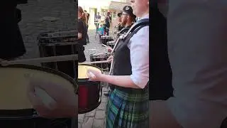 Summerschool für Piper und Drummer am Samstag Teil 1