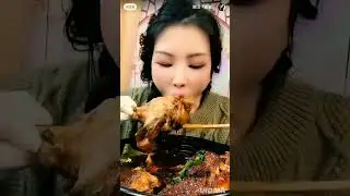 Eating spicy braised beef ribs mukbang food 😋😜#shorts #shortvideo #beefrecipes #ytshorts