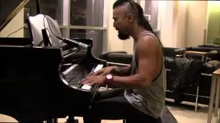 Nahko Bear 