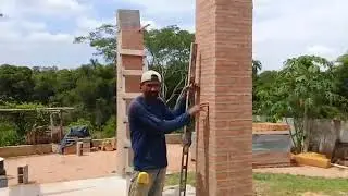pilares de tijolinho a vista