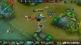 Game play hero saber Savage