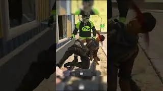 Optic player get Double Executes Unlikely Volunteer🔥 #warzone #shorts #cod #codwarzone  #slowmotion