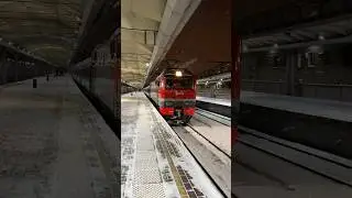 ЭП2К-224 отправляется с Лен вокзала (снято 1 января) #эп2к #train #отправление #приветливый