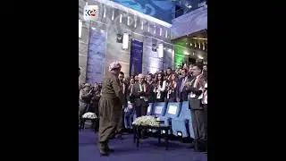 لحظة وصول الرئيس بارزاني لمؤتمر ميزوبوتاميا في أربيل