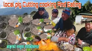 Village tradition after slaughteringA local pig🐖#porkcutting#cookingeating #nepalivillagelifestyle