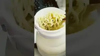 Foldable Electric Kettle: Boils Faster, Saves Space!