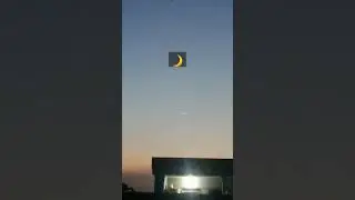 Beautiful Moon Of Eid ul Fitr #beautiful #moon #eidulfitr #nature #trending #youtubeshorts #shorts