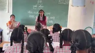 7th class girl 😊Lesson explanation 👍👏