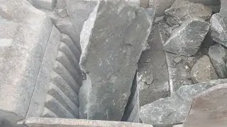How are very hard stones cut and carved Pakistan 