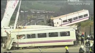 Spanish Train Crash Video | Train Crash in Spain Is Worst in 40 Years