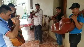 La Zacatecas  Al Estilo de 
