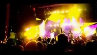 N.E.R.D - PARTY PEOPLE LIVE (NOTHING)