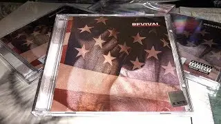 Распаковка: Российская CD-версия альбома Eminem'а &laquo;Revival&raquo;