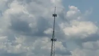 Cell tower with an FH-306 (possibly)