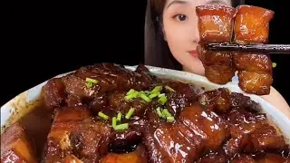 EATING CHINES FOOD | Mukbang braised pork belly it's so delicious  oily and moist - Braised Pork
