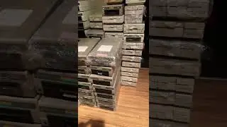 60 Floppy Drives From the 80s With 10MB Total Capacity